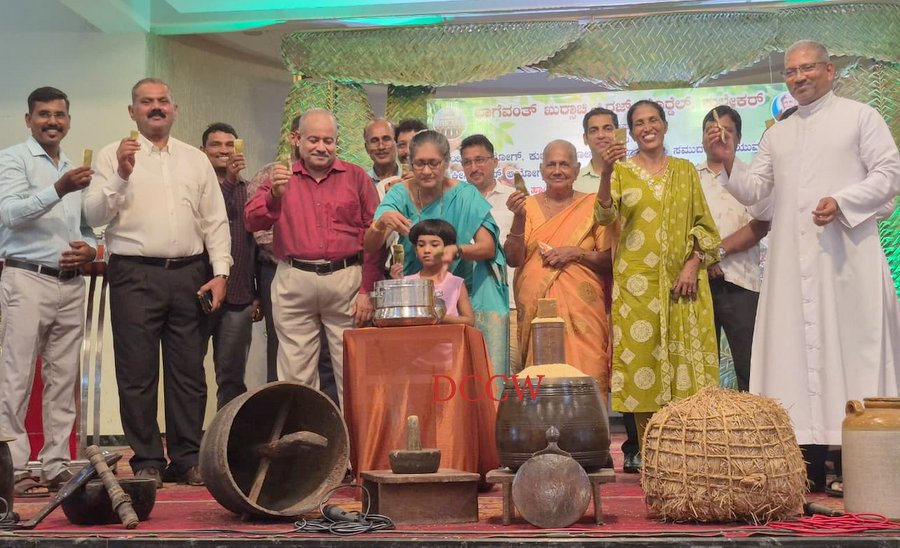 Cordel Stree Sanghatan Celebrates Monsoon Spirit with Pavsa Gammath1